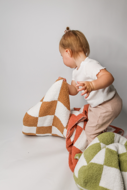 Checkered Plush Blanket | Almond
