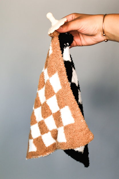Checker Lovey | Almond