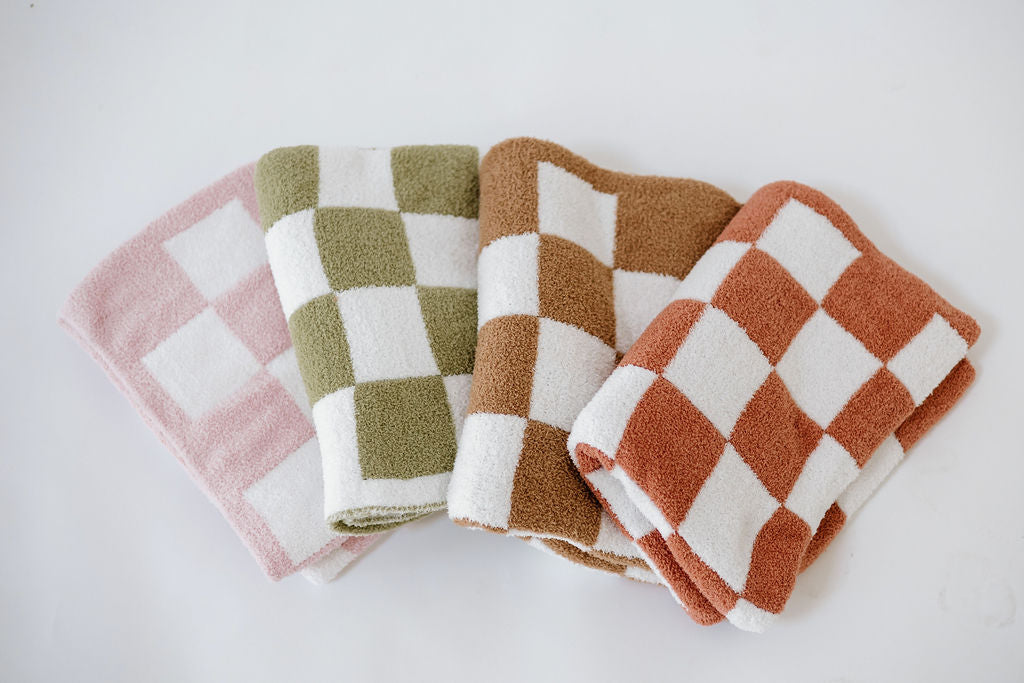 Checkered Plush Blanket | Salmon