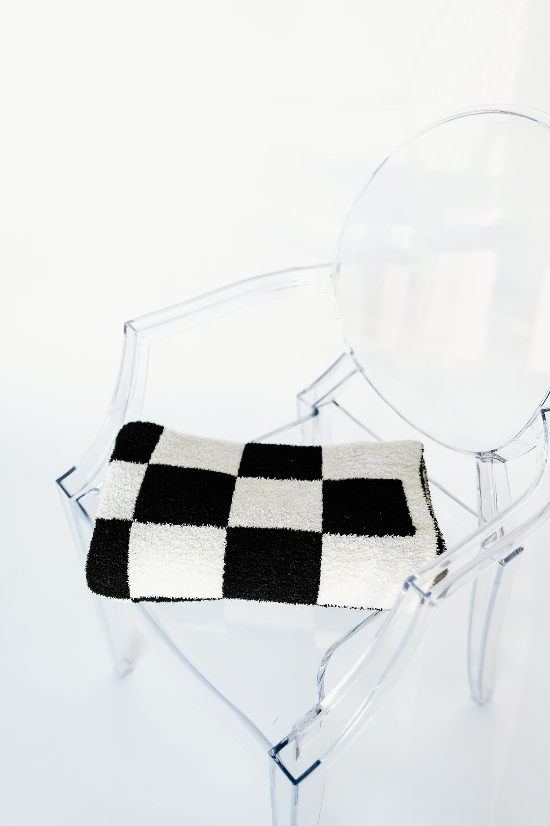 Checkered Plush Blanket | Black